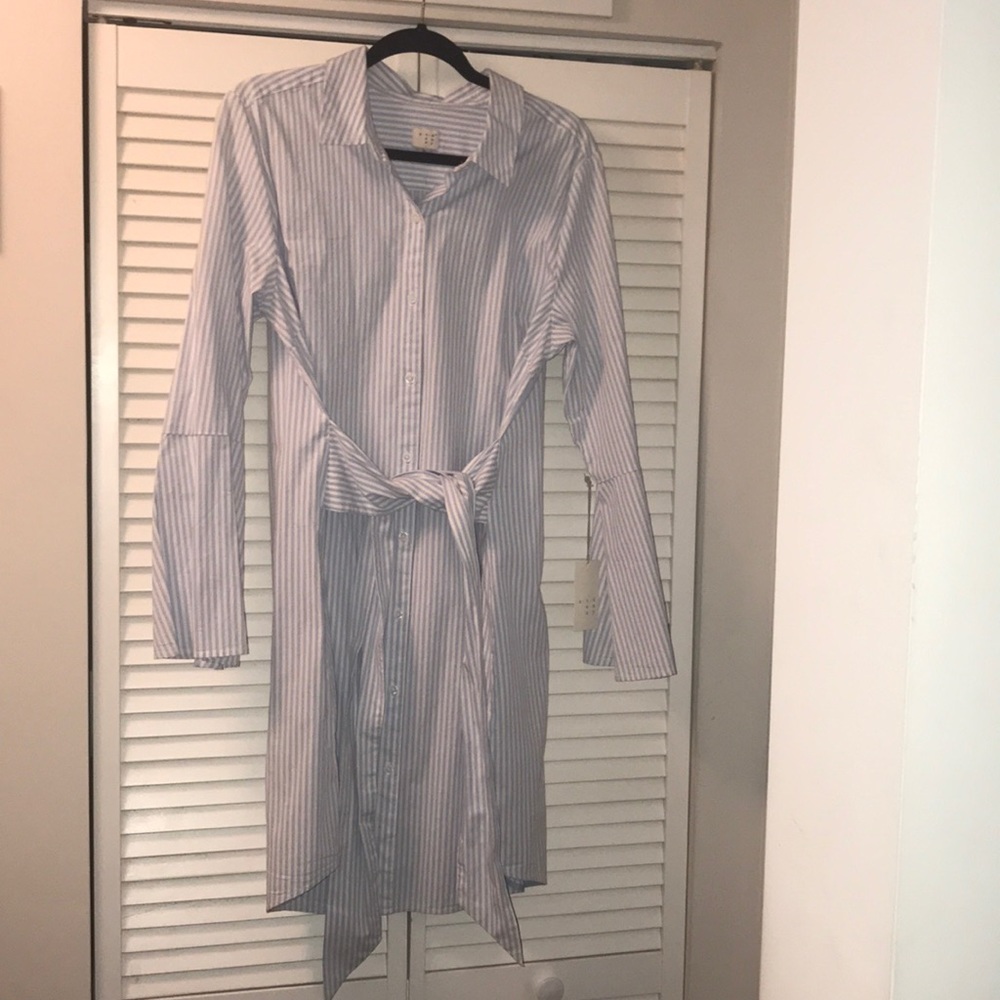 💎✨A new day button down stripe dress 💎💎💎💎